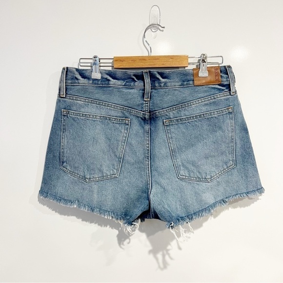 NWT J. Crew Relaxed denim short in Baxter Street wash - Picture 5 of 9